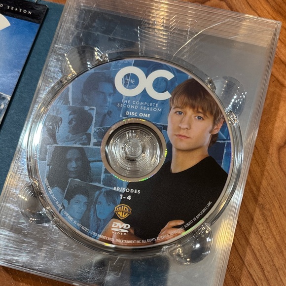 Warner Bros. The OC DVD Set - Vibrant Multicolor Covers - Picture 4 of 7